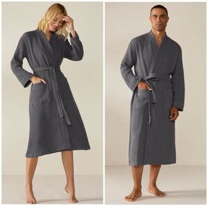 Coyuchi Gray Waffle Robe